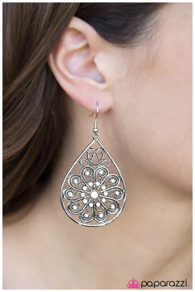 Paparazzi Earring ~ Twists and Turns - White