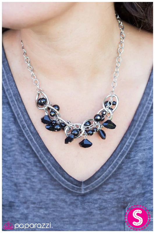 Paparazzi Necklace ~ Tangled - Black