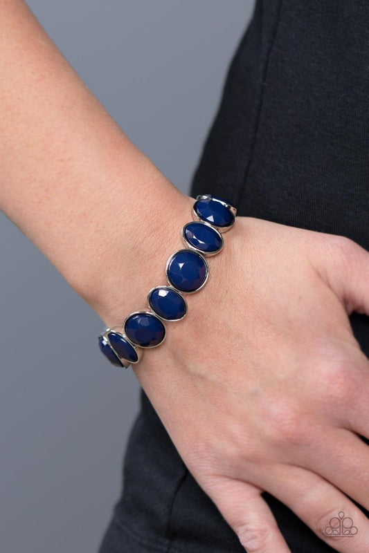 ���Whimsical Glow - Blue - Paparazzi Bracelet Image