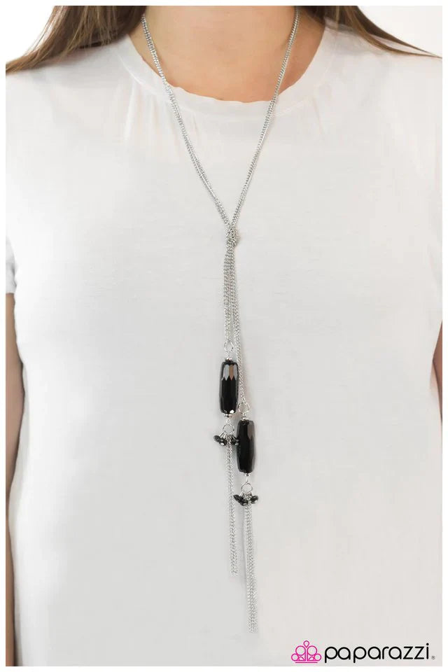 Paparazzi Necklace ~ Worth the Tassel - Black