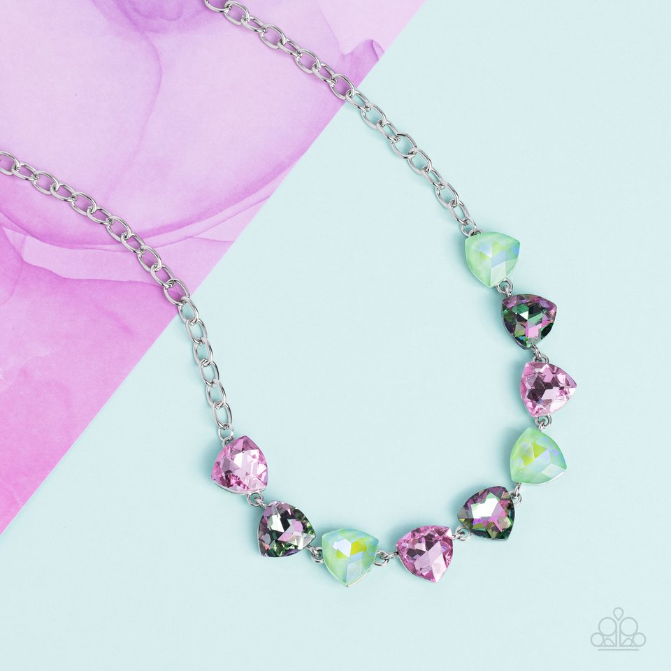 Dreamy Drama - Green - Paparazzi Necklace Image
