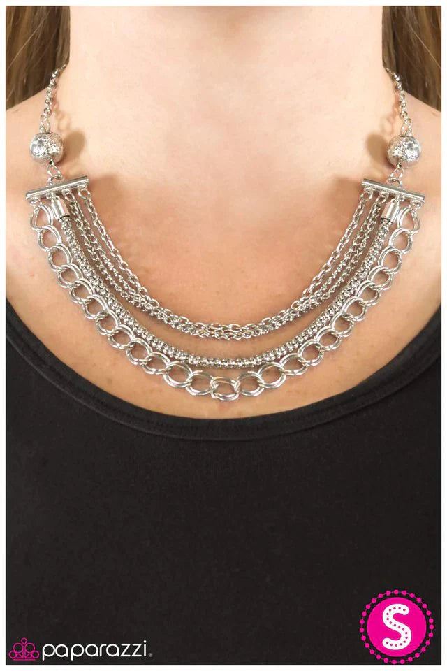 Paparazzi Necklace ~ Bar None - Silver