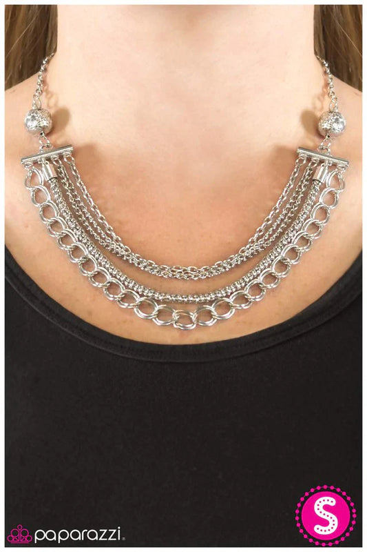 Paparazzi Necklace ~ Bar None - Silver
