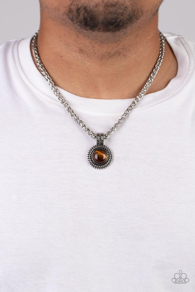 Pendant Dreams - Brown - Paparazzi Necklace Image