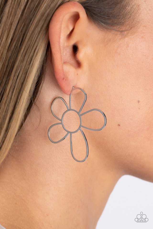 Rustic Rarity - Silver - Paparazzi Earring Image