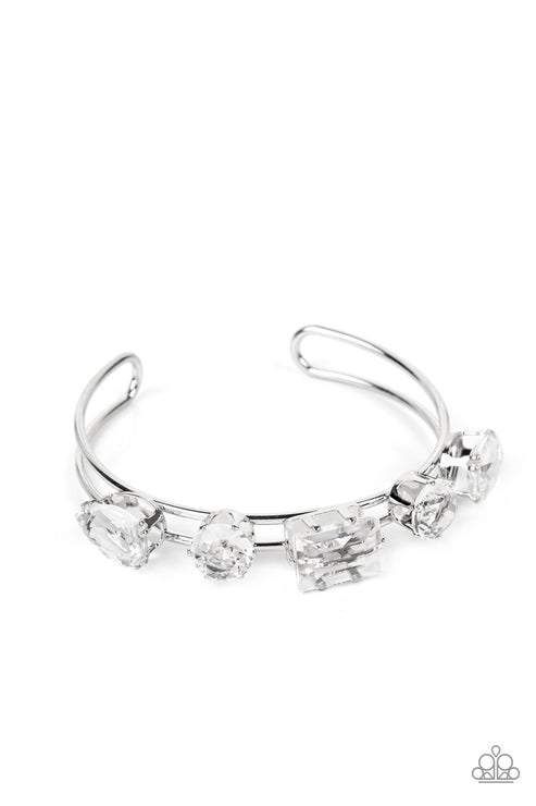 Paparazzi Bracelet ~ Uniquely Untapped