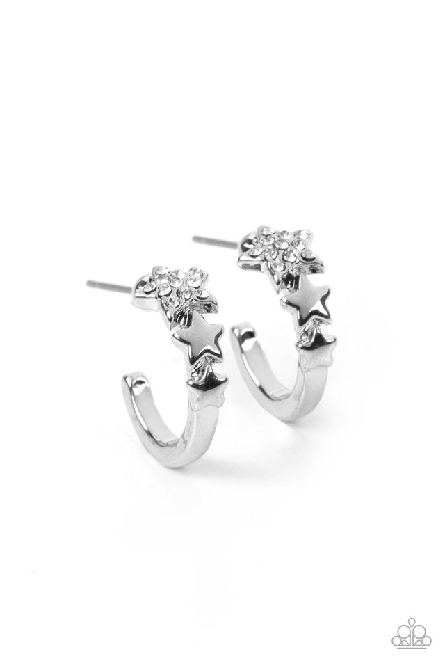 Starfish Showpiece - White - Paparazzi Earring Image