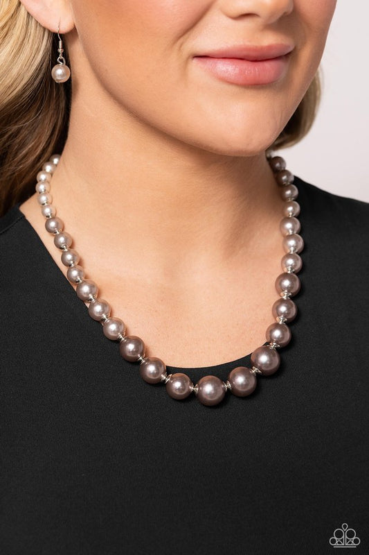 Manhattan Mogul - Multi - Paparazzi Necklace Image