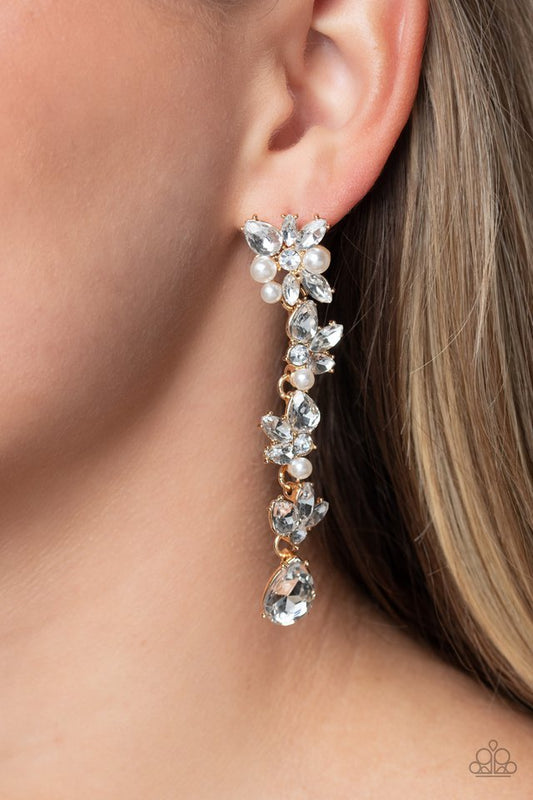 LIGHT at the Opera - Gold - Paparazzi Earring Image