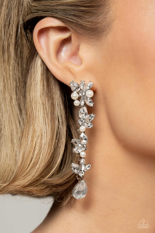 Paparazzi Earring ~ LIGHT at the Opera - White