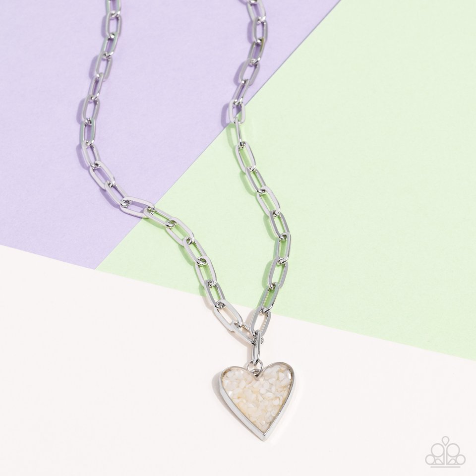 Kiss and SHELL - White - Paparazzi Necklace Image