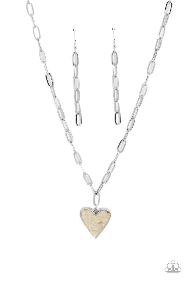 Kiss and SHELL - White - Paparazzi Necklace Image