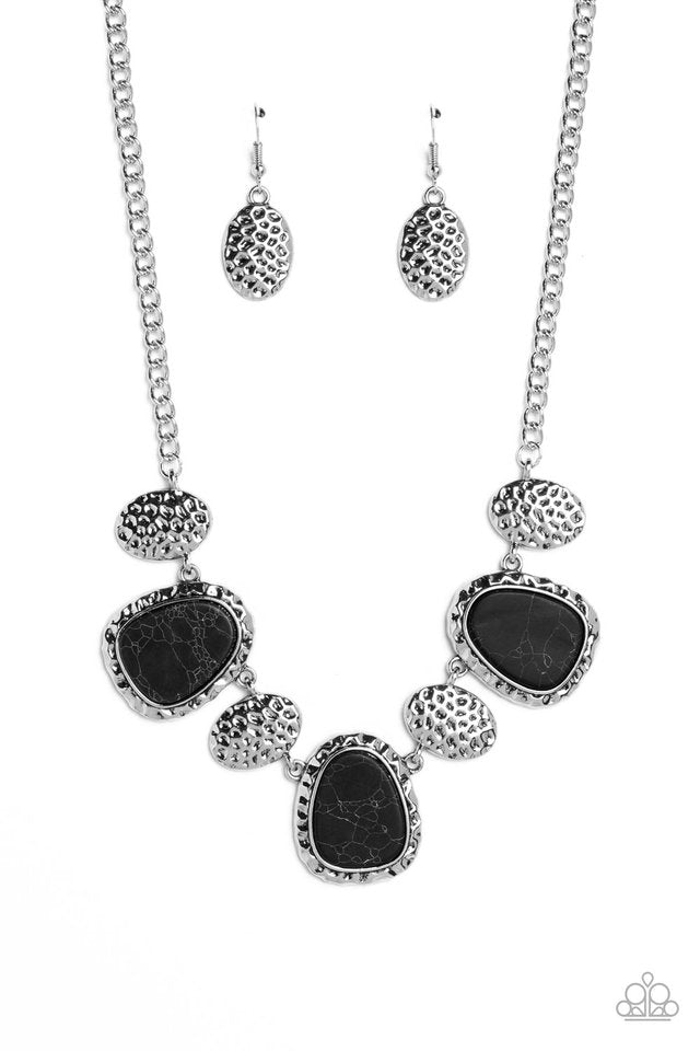Badlands Border - Black - Paparazzi Necklace Image