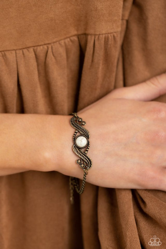 Eye in the Sky - Brass - Paparazzi Bracelet Image