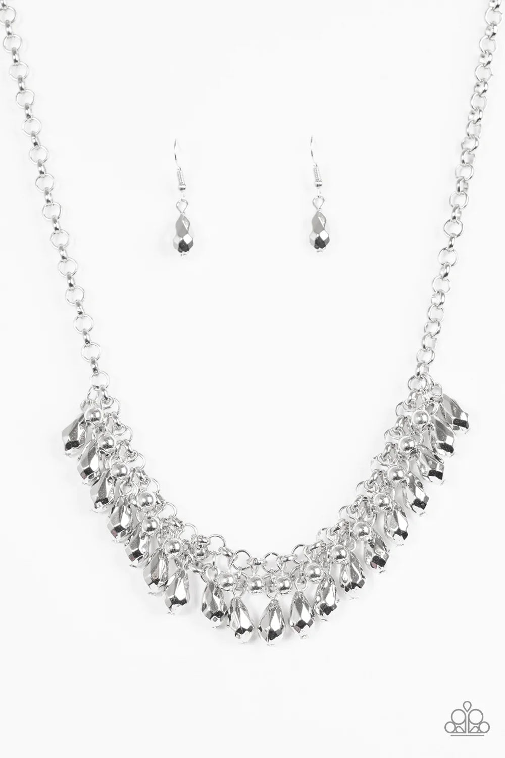 Paparazzi Necklace ~ Prima DIVA - Silver