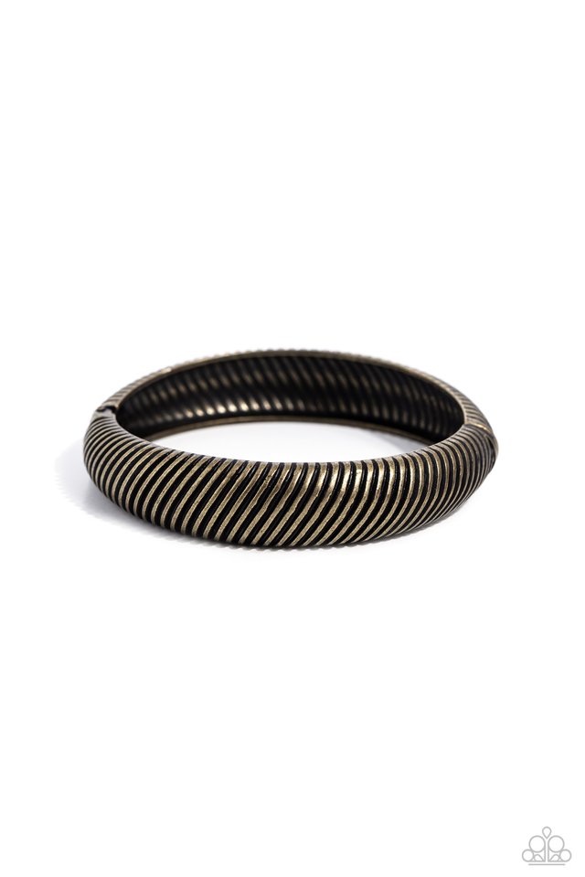 Jailhouse Jive - Brass - Paparazzi Bracelet Image