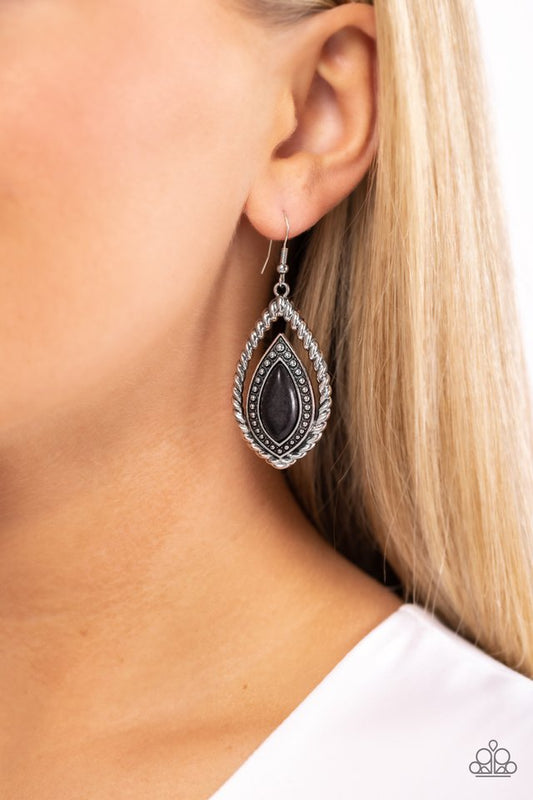 Twisted Trailblazer - Black - Paparazzi Earring Image