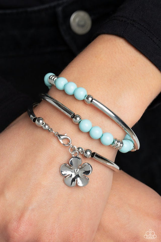 Off the WRAP - Blue - Paparazzi Bracelet Image