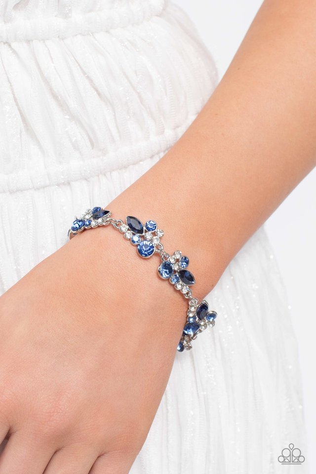 Poolside Perfection - Blue - Paparazzi Bracelet Image