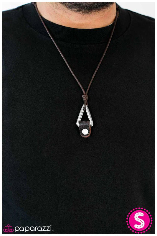 Paparazzi Necklace ~ Right On Point - Black