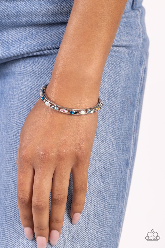 The Gem Genie - Blue - Paparazzi Bracelet Image