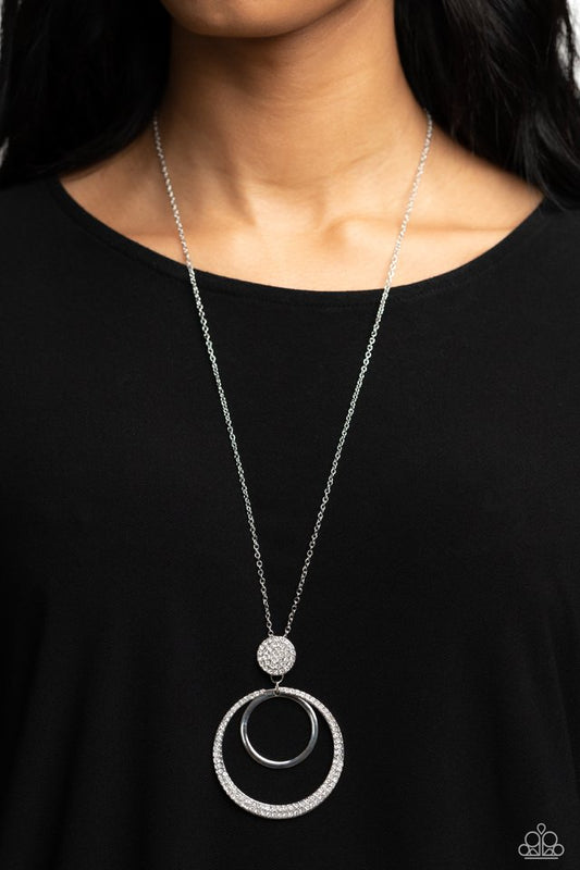 Spanish Sizzle - White - Paparazzi Necklace Image