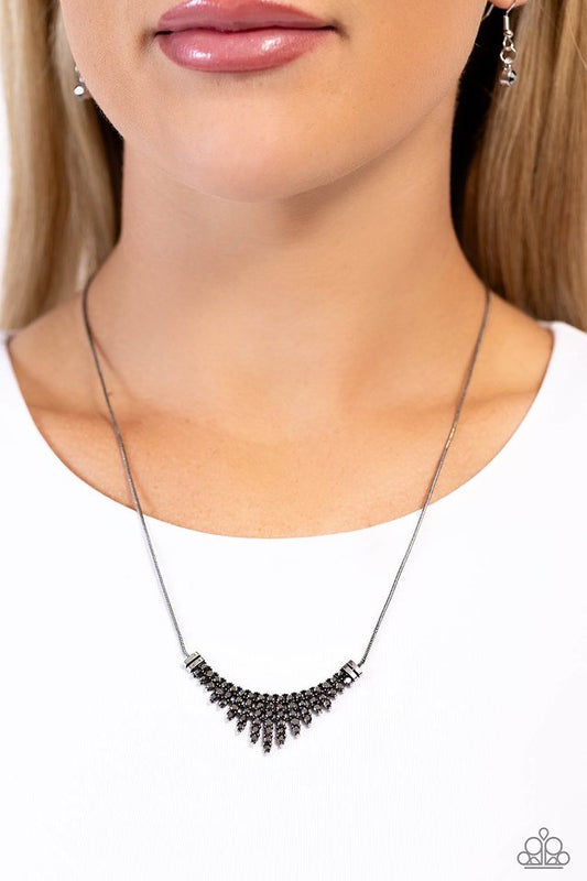 Dramatic Diadem - Silver - Paparazzi Necklace Image