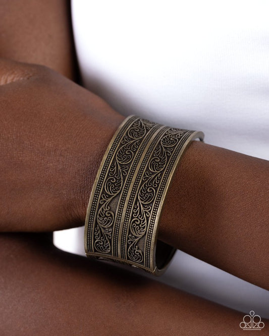 Eclectic European - Brass - Paparazzi Bracelet Image