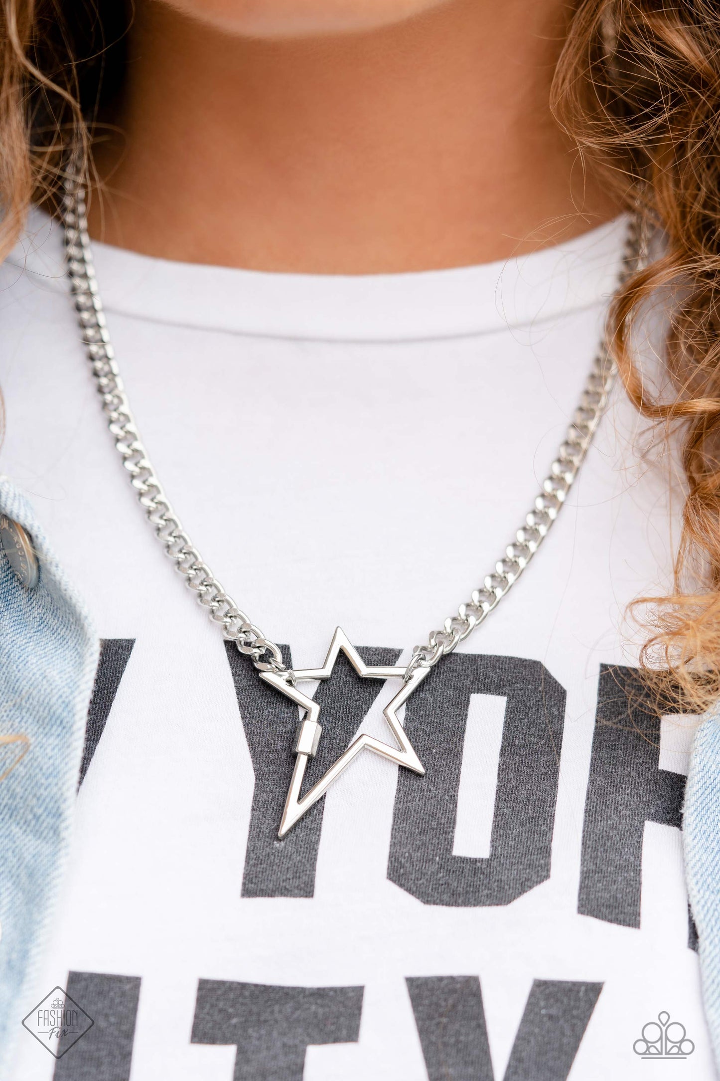 Paparazzi Necklace ~ Playful Popstar - Silver