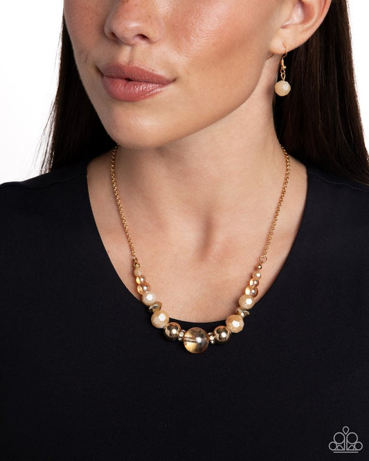 Disco Date - Gold - Paparazzi Necklace Image