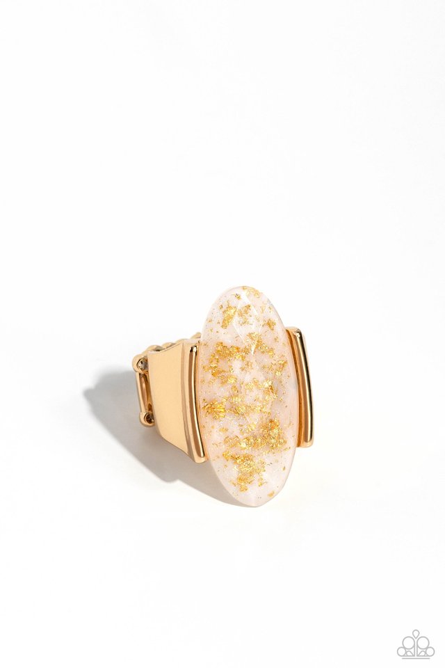 Shimmery Sovereign - White - Paparazzi Ring Image