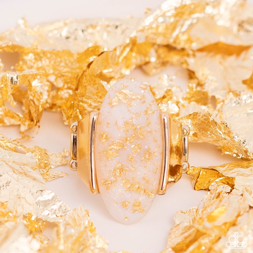 Shimmery Sovereign - White - Paparazzi Ring Image