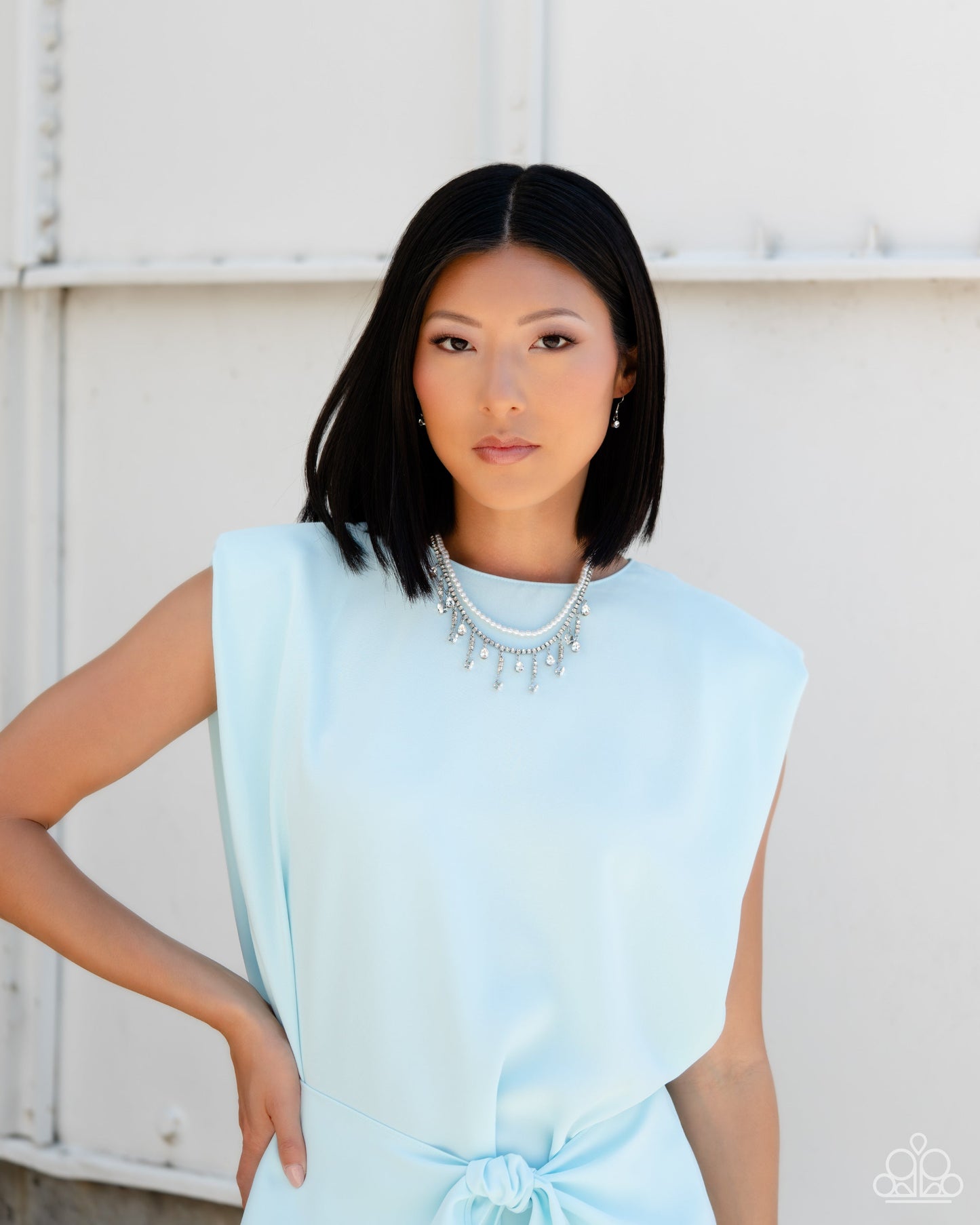 Paparazzi Necklace ~ Lessons in Luxury - White
