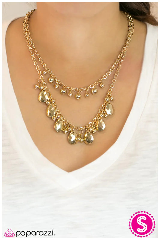 Paparazzi Necklace ~ Talk the Talk - Gold