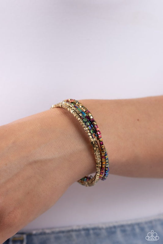 Dainty Dancer - Brass - Paparazzi Bracelet Image