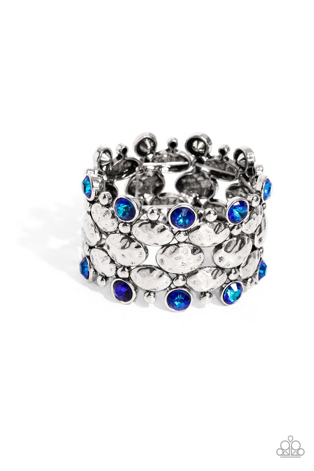 Hammered Headliner - Blue - Paparazzi Bracelet Image