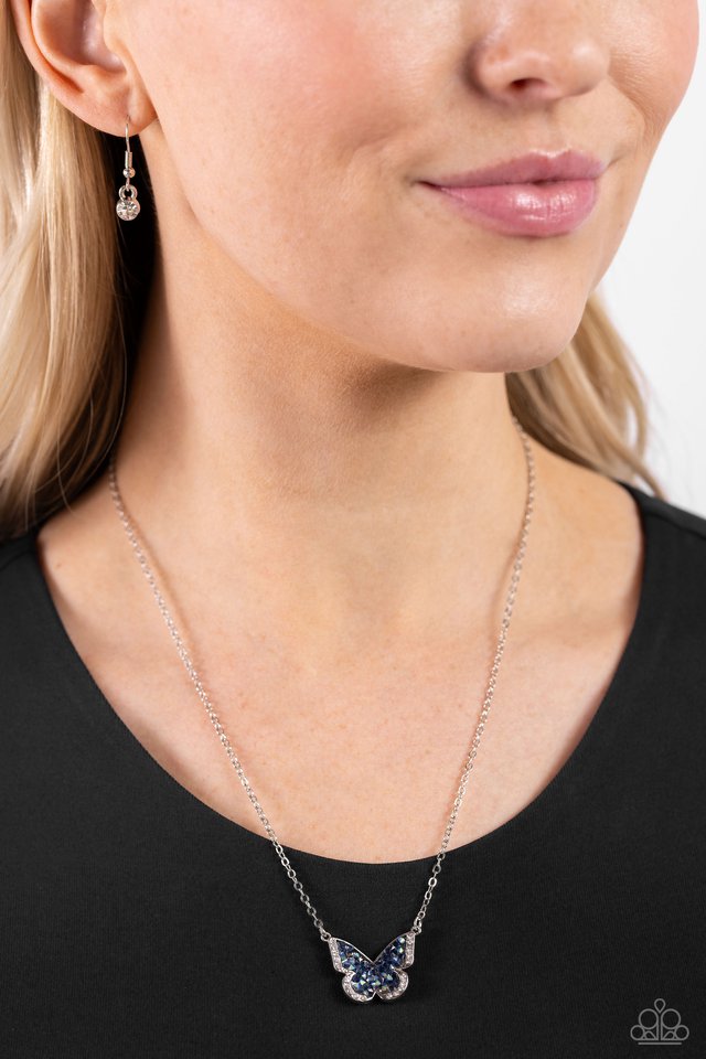 Seize the Smolder - Blue - Paparazzi Necklace Image