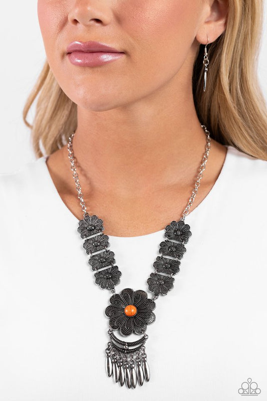 A La ROGUE - Orange - Paparazzi Necklace Image