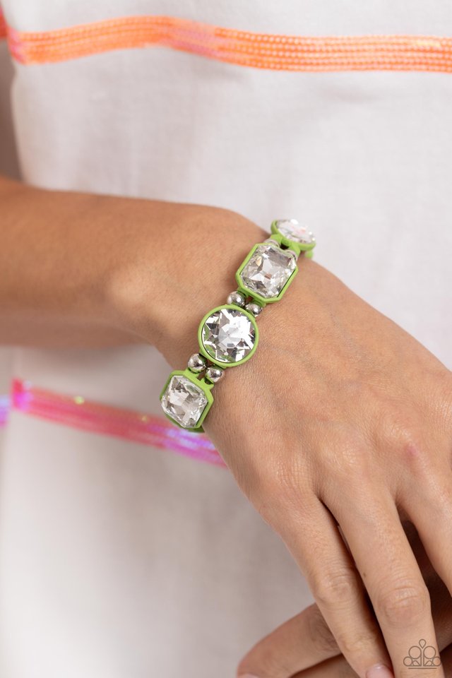 Transforming Taste - Green - Paparazzi Bracelet Image
