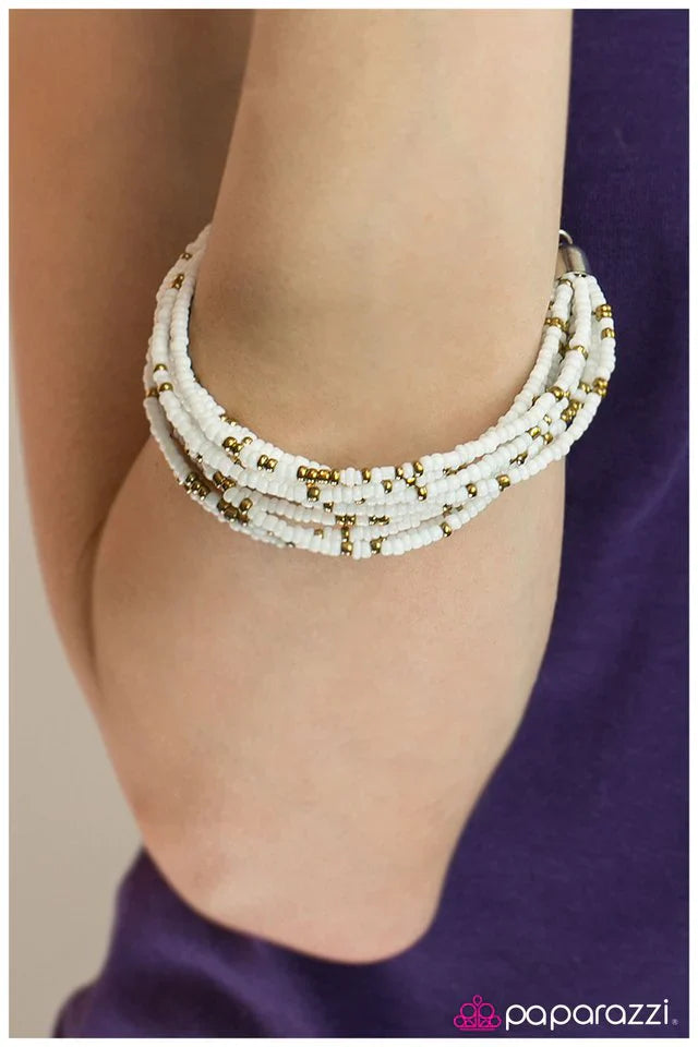 Paparazzi Bracelet ~ Off The BEADen Path - White