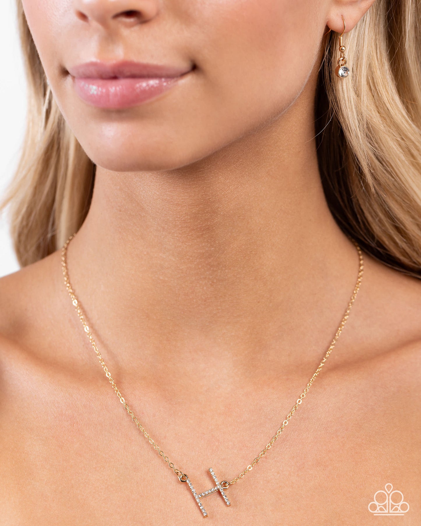 INITIALLY Yours - H - Paparazzi Necklace Image