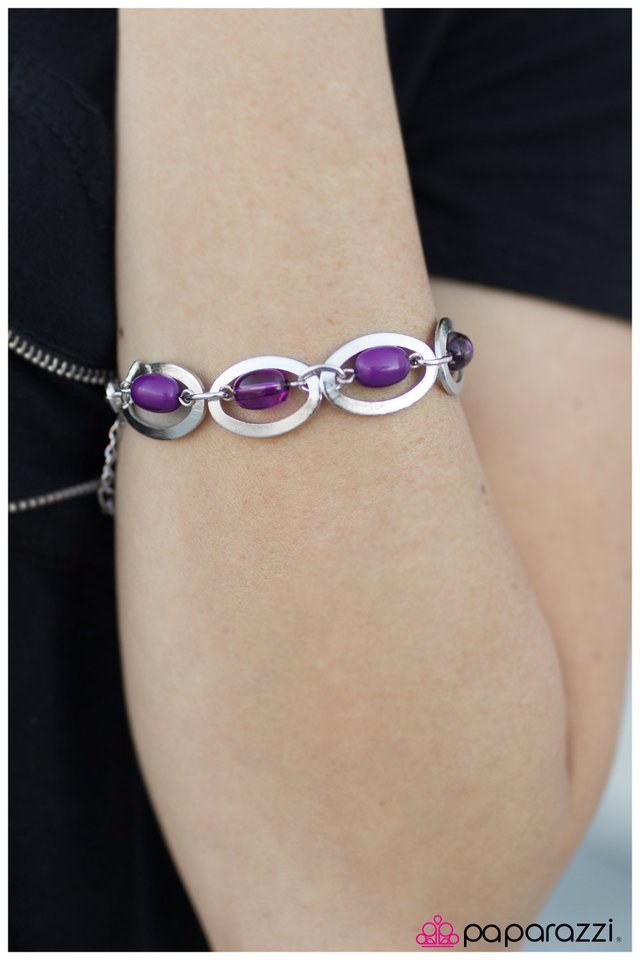 Paparazzi Bracelet ~ Sci-Fi Queen - Purple