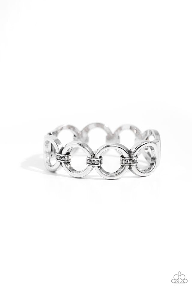 Chic Collection - Silver - Paparazzi Bracelet Image