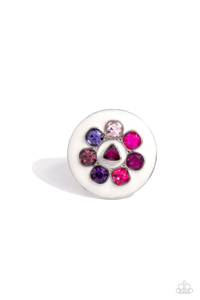 Captivating Centerpiece - Pink - Paparazzi Ring Image