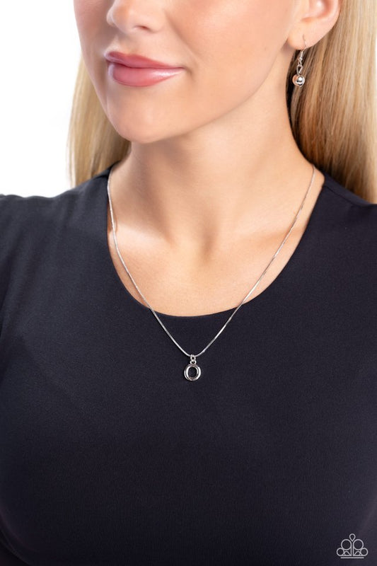 Seize the Initial - Silver - O - Paparazzi Necklace Image