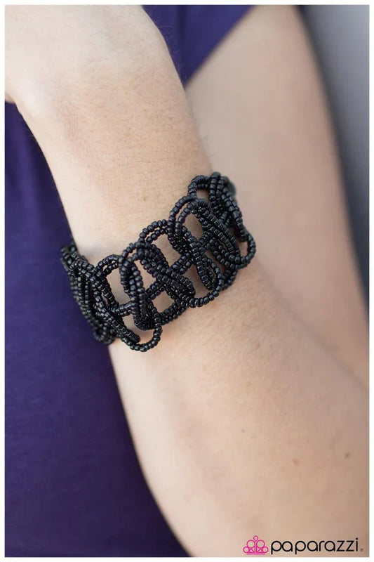 Paparazzi Bracelet ~ The BRAID and The Bold - Black