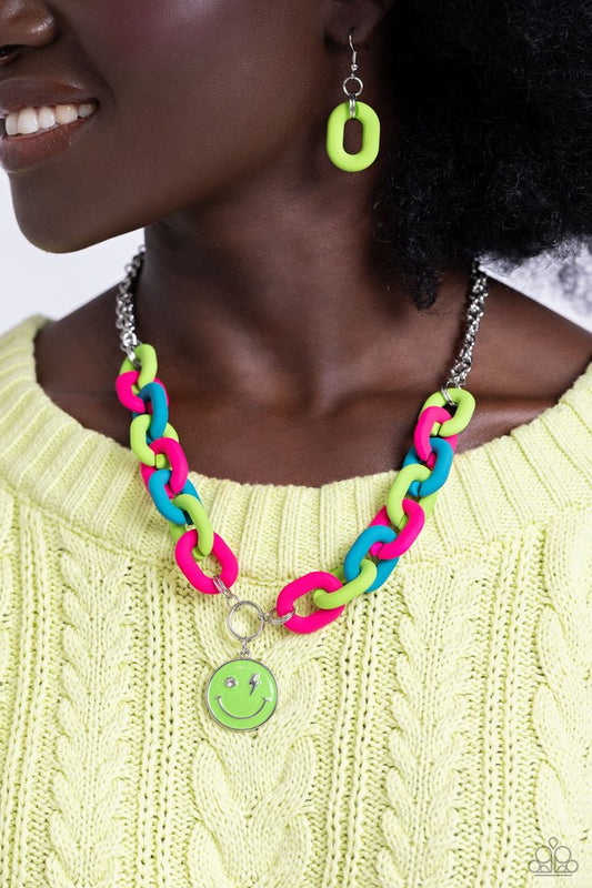 Speed SMILE - Green - Paparazzi Necklace Image