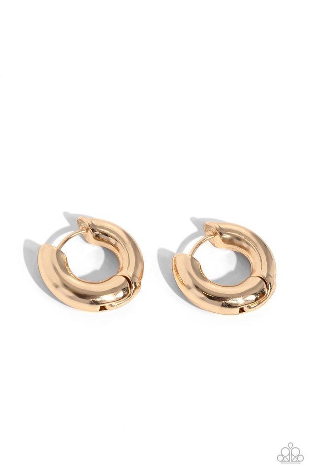 Textured Theme - Gold - Paparazzi Earring Image