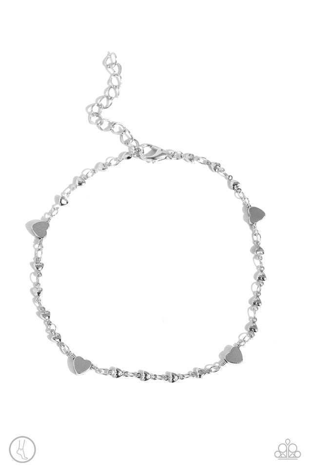 Highlighting My Heart - Silver - Paparazzi Bracelet Image