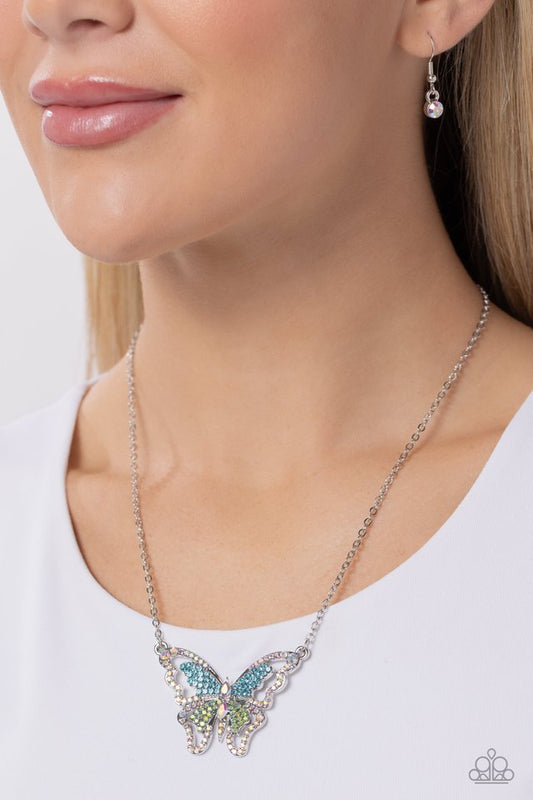 Weekend WINGS - Multi - Paparazzi Necklace Image